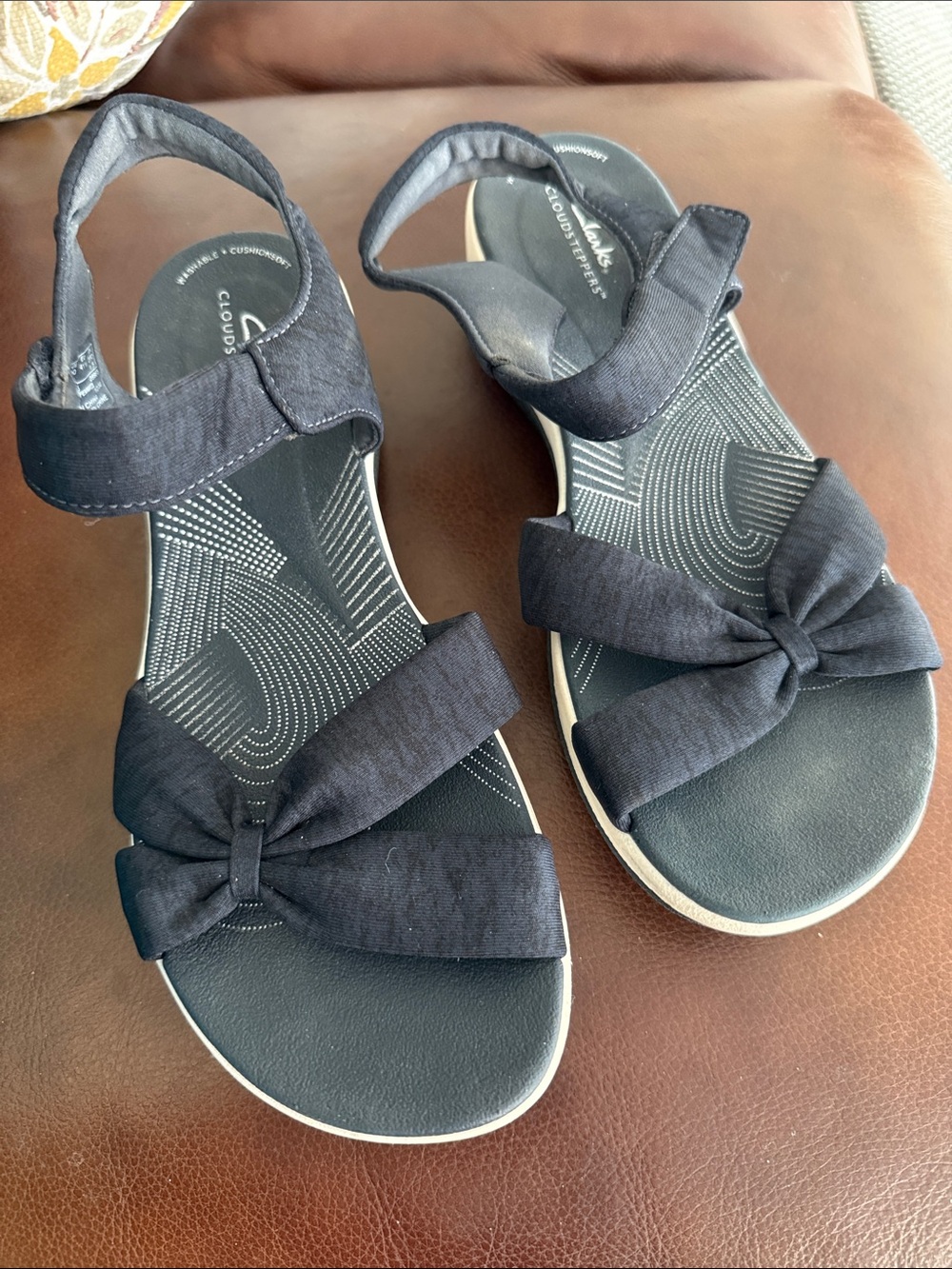 Clarks Navy Bow / Knot Ankle-Strap Sandals